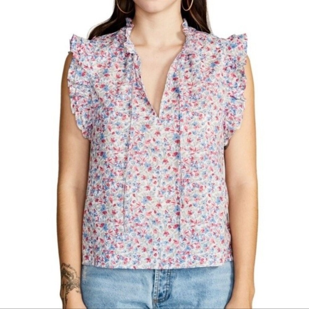 BB Dakota NWT Ditsy Top Size Small